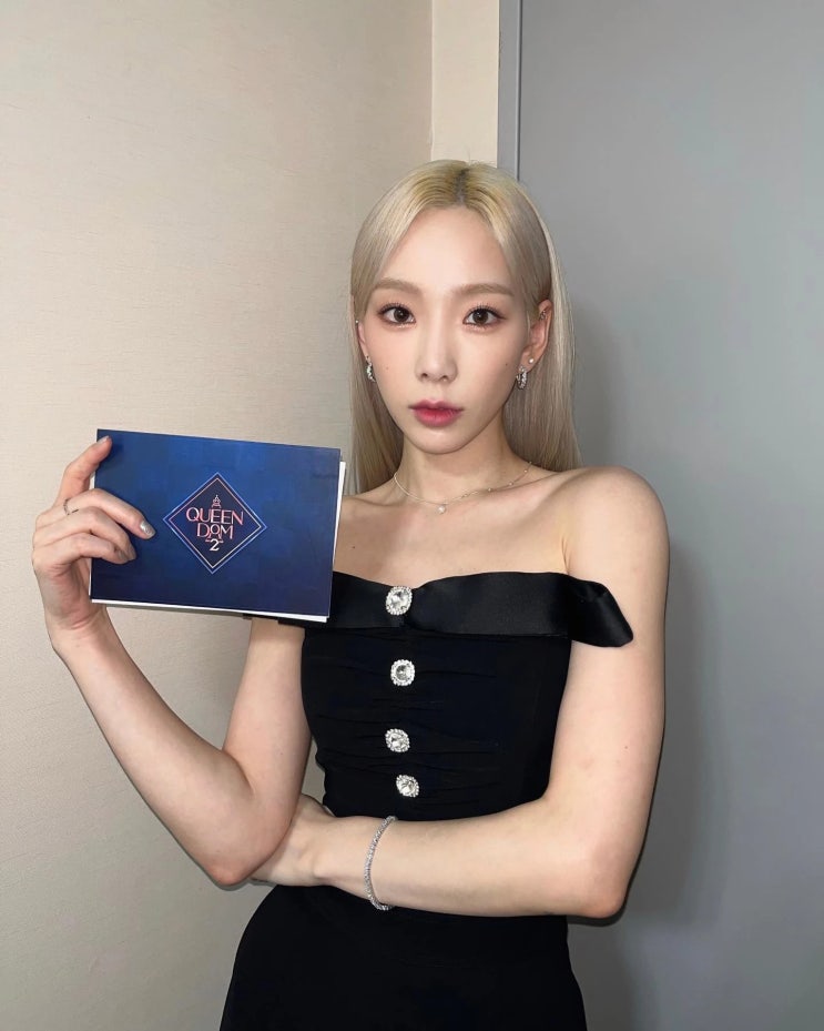 걸그룹 후배들 사이에서 그랜드마스터로 활약한 소녀시대 태연, "잊지 않고 기억할게요" 걸그룹 후배들 사이에서 그랜드마스터로 활약한 소녀시대 태연, "잊지 않고 기억할게요"