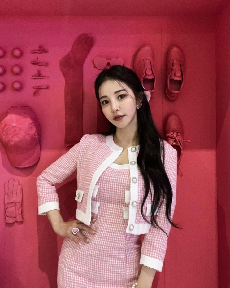 '빼고파'에 출연 중인 브레이브걸스 유정, 이전보다 더 늘씬해진 모습...도저히 믿기지 않는다 '빼고파'에 출연 중인 브레이브걸스 유정, 이전보다 더 늘씬해진 모습...도저히 믿기지 않는다