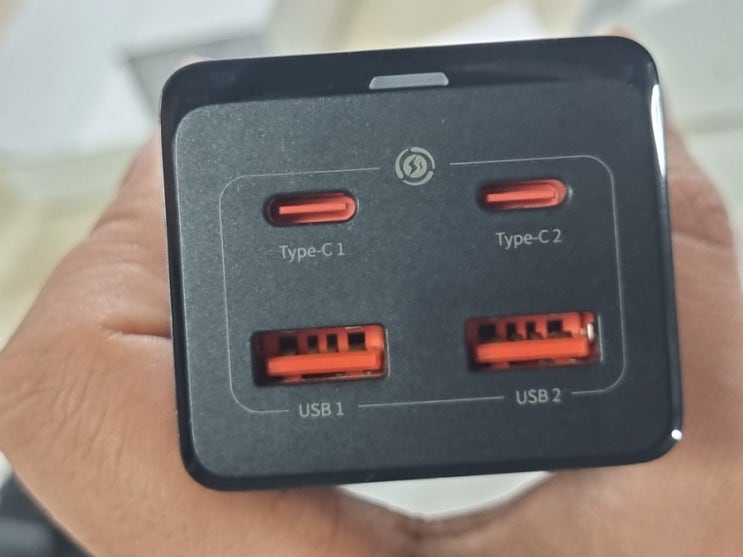  베이스어스 USB 멀티탭 파워스트립 사용 후기