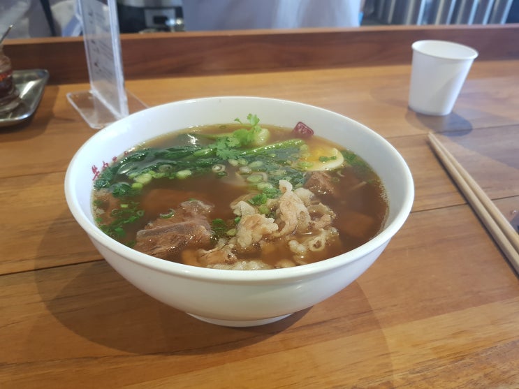  종각역 맛집, 미슐랭 선정된 우육면관 광화문점 특우육면 후기!