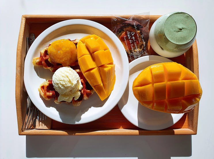 통영카페, 도남동 카페 다시; 망고 빙수와 크로플 맛집 (feat, 리스타트플랫폼 둘러보기) 통영카페, 도남동 카페 다시; 망고 빙수와 크로플 맛집 (feat, 리스타트플랫폼 둘러보기)