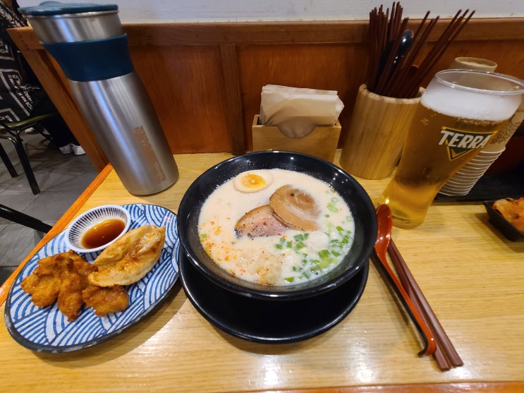 종로 일본 라면 전문점이자 혼밥 맛집 '오로지라멘 종각점' 방문 리뷰 : 돈코츠, 바질 라멘 맛집!