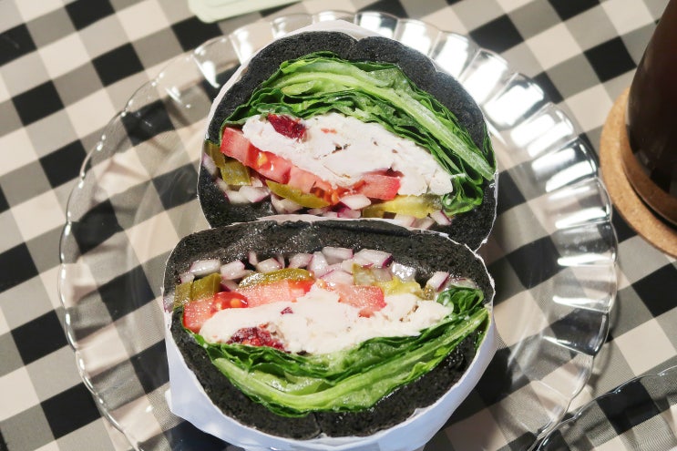  광주 동명동 샐러드 맛집 :: 베지프룻 먹물 샌드위치 전문