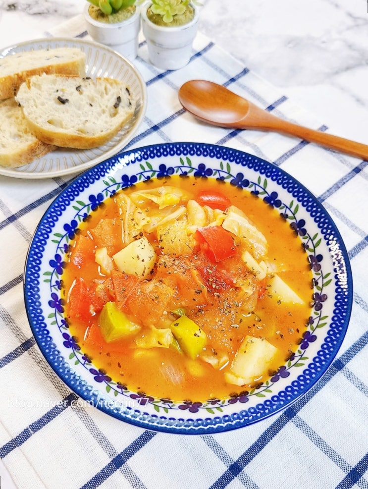 토마토스프 만들기 후루룩 먹는 토마토야채스프 간단한 아침메뉴 추천 토마토스프 만들기 후루룩 먹는 토마토야채스프 간단한 아침메뉴 추천