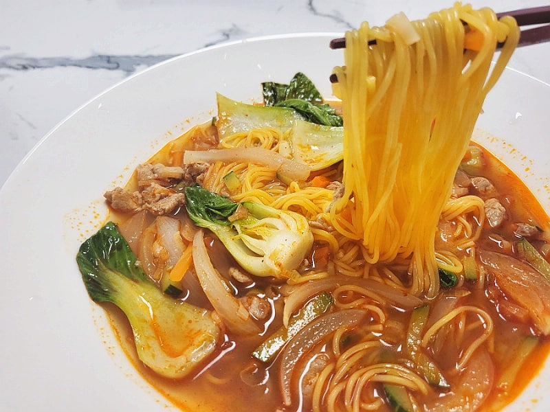 옥수수온면 만들기 ! 옥수수국수를 이용한 옥수수면요리 ~ 양꼬치집 온면 부럽지 않은 온면....