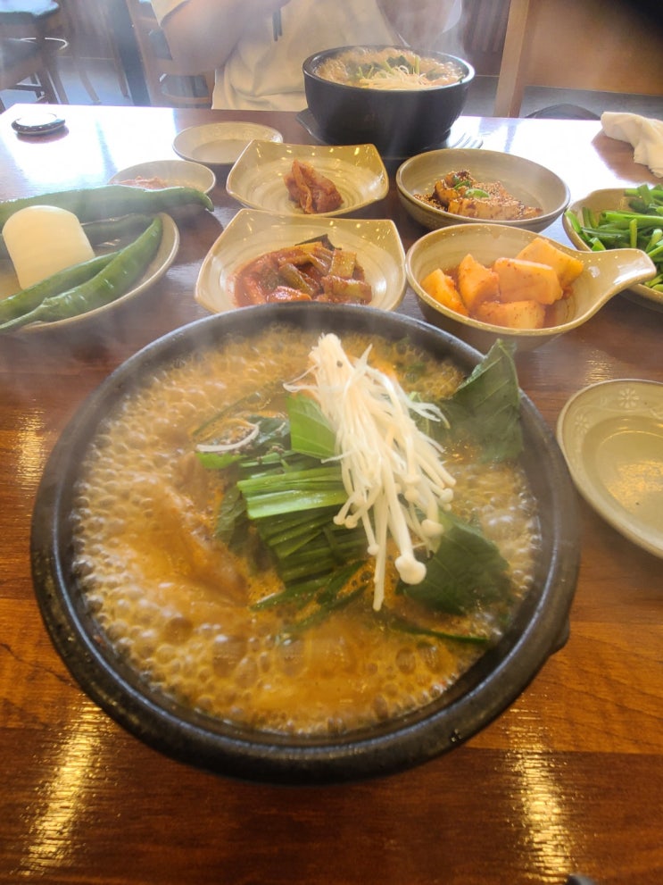  매월동 맛집 원기회복에 좋은 보양식 화순수만리염소탕