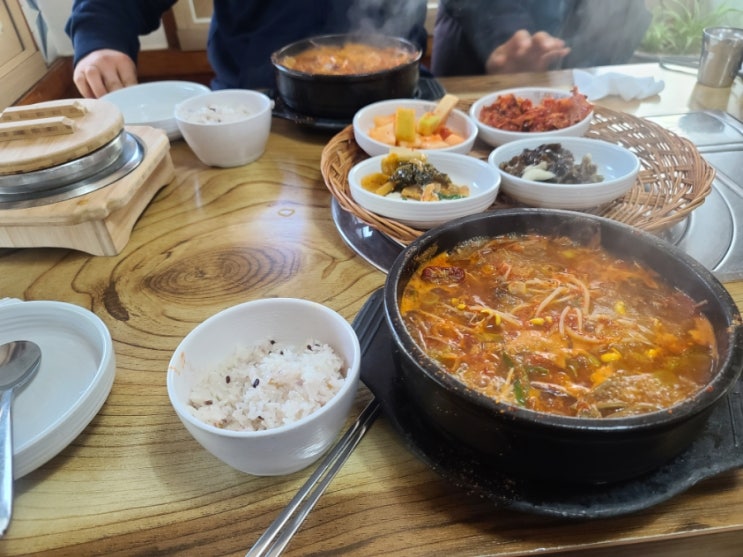  천안아산맛집 국물이 진국인 육개장 갈비탕맛집 먹골갈비