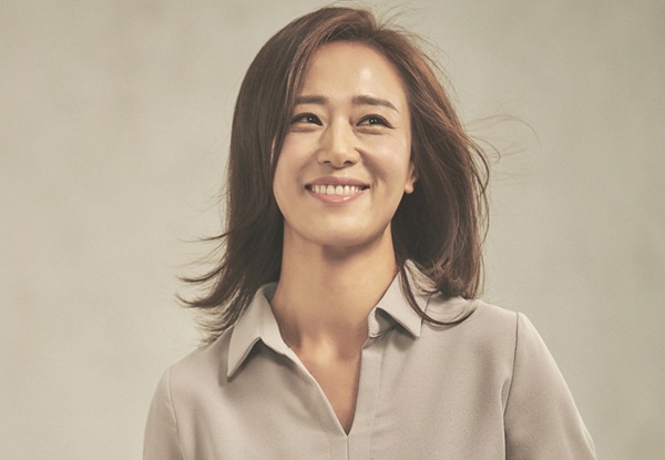 우미화 나이 배우 남편 직업 연출가 윤정환 결혼 자녀 가족 고향 프로필 우미화 나이 배우 남편 직업 연출가 윤정환 결혼 자녀 가족 고향 프로필