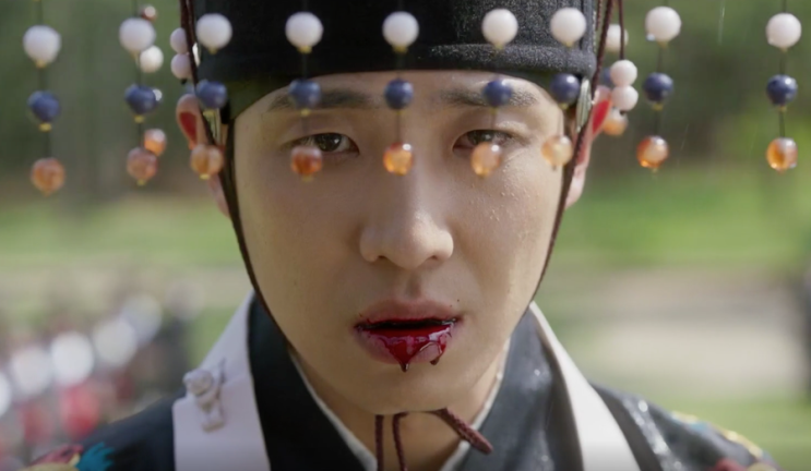  [붉은 단심 11화] 피 토하고 쓰러진 이준, 수렴청정 선언한 대비에 장혁 경고 "마마를 폐위시킬 것이오!"