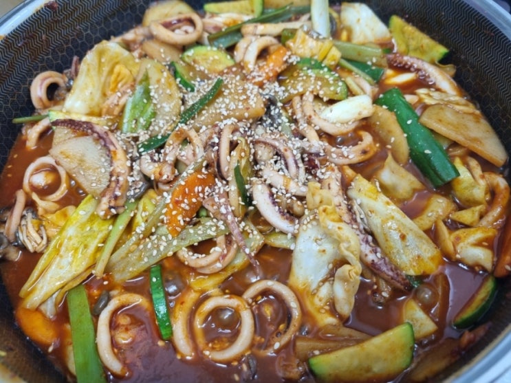  오징어 볶음