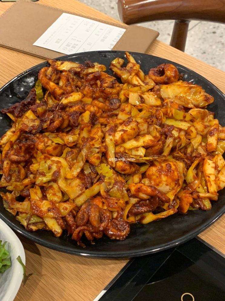 [본동] 진쭈꾸미랑 면사랑, 불향 가득한 쭈꾸미볶음 맛집