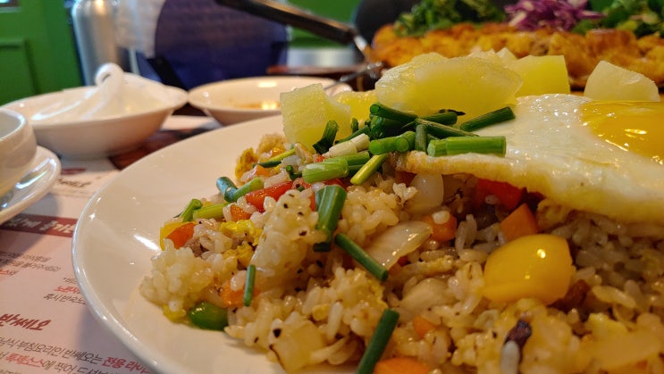 용산네거리 리틀파파포 대구본점 데이트하기 좋은 대구학생문화센터맛집 입니다