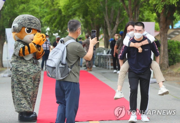 건강히 전역하겠습니다.