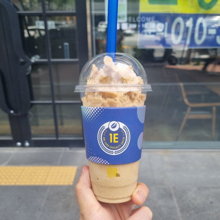  원유로 스페셜티, 처음 먹고 푹 빠져버린 '돌체블라스트'! 내돈내산 솔직후기 (창원 성주동 성주라임점)