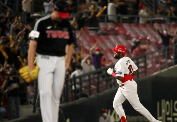 2022시즌 KBO 국내 프로야구 분석 10일 LG 두산 SSG 한화 롯데 KT 삼성 NC KIA기아 키움 2022시즌 KBO 국내 프로야구 분석 10일 LG 두산 SSG 한화 롯데 KT 삼성 NC KIA기아 키움