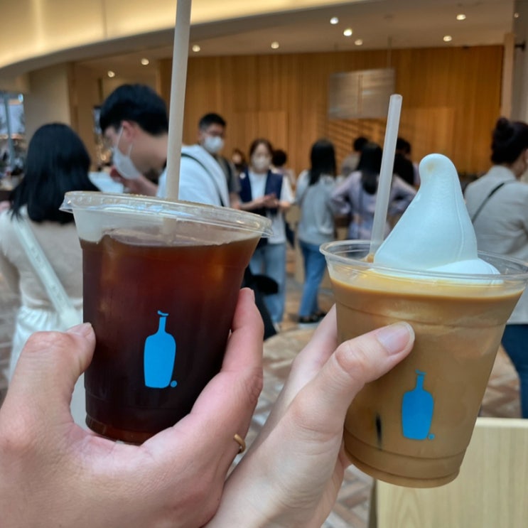  더현대서울 블루보틀 메뉴 : 놀라플로트 뉴올리언스