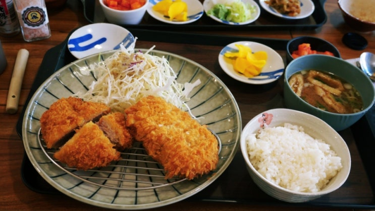  [일산 정발산동 밤리단길 맛집] 김현근돈까스에서 수제 반반카츠(히레,로스)+냉모밀세트