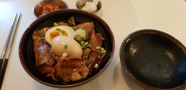 안양 호유동 숫불 부타동 존맛탱 식사 일기