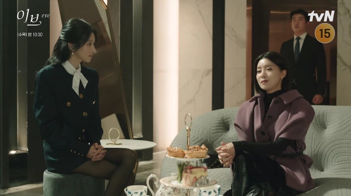 연속 19세 시청 등급인 서예지 복귀작 '이브', 시청자 놀라게 한 드라마 속 대사 "질 성형" 연속 19세 시청 등급인 서예지 복귀작 '이브', 시청자 놀라게 한 드라마 속 대사 "질 성형"