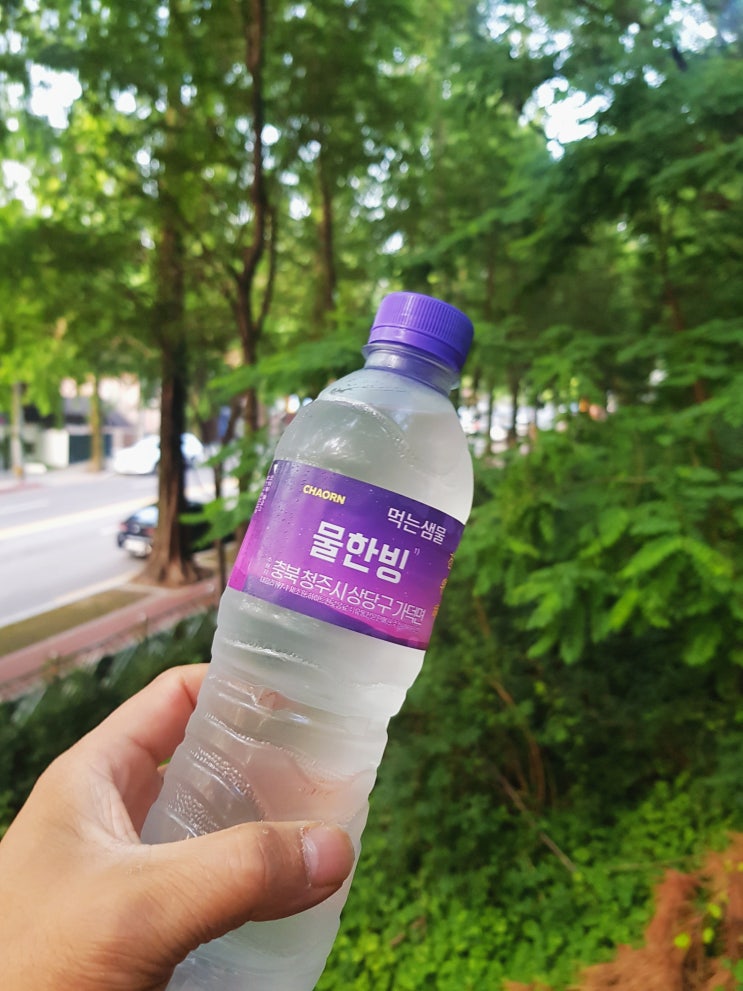  소백산맥 200m 천연 지하 암반수 차오른 생수 물한빙으로 하루7잔 건강한 습관