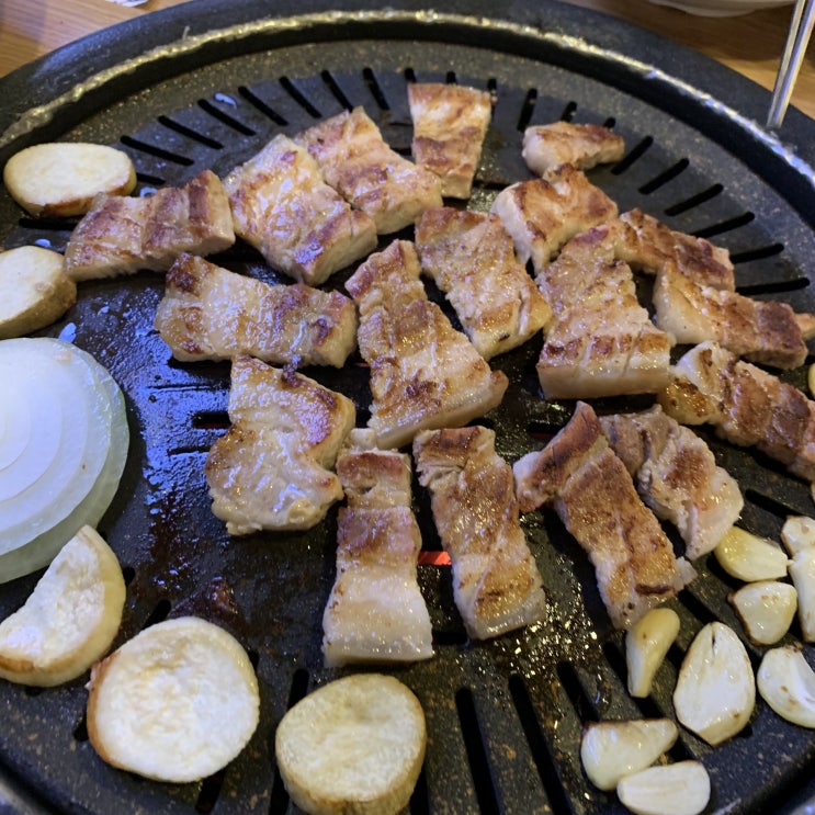 <서울 을지로 고기집> 을지로에서 가장 오래된 을지로 삼겹살 맛집, "우촌"