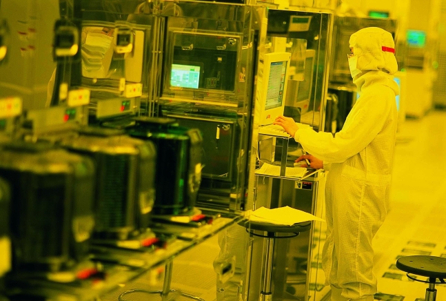 삼성 추격에 바빠진 TSMC, 매년 시설투자에 50兆 쓴다 삼성 추격에 바빠진 TSMC, 매년 시설투자에 50兆 쓴다