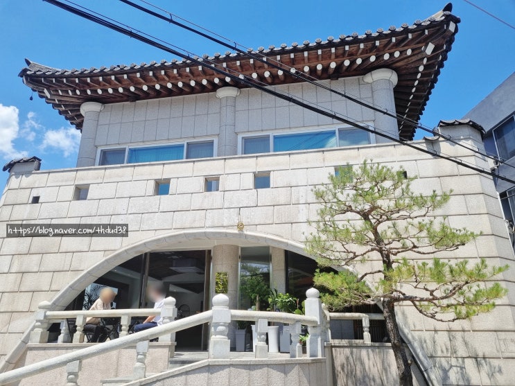  대전 유성구 신성동 카페 ; 토우베이크하우스