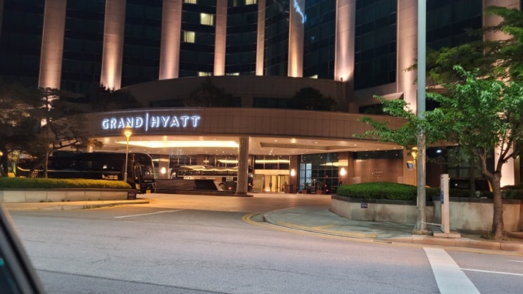  호텔 뷔페 그랜드 하얏트 인천 레스토랑 8 식사 후기