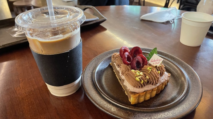  [명동맛집 을지로맛집, 명동카페 추천 을지로카페 추천] 명동의 숨은 보석같은 카페 - 더 스팟 패뷸러스