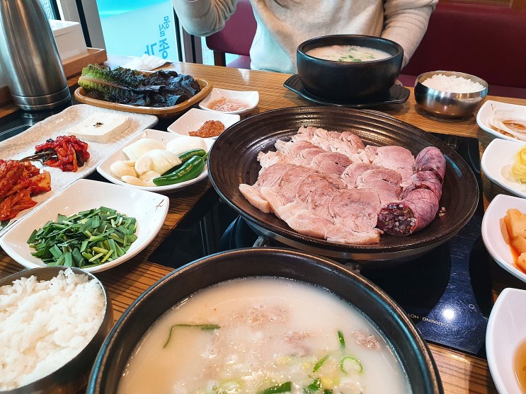 아미동 부산대학병원 부산대학교 맛집;  몽실종가돼지국밥
