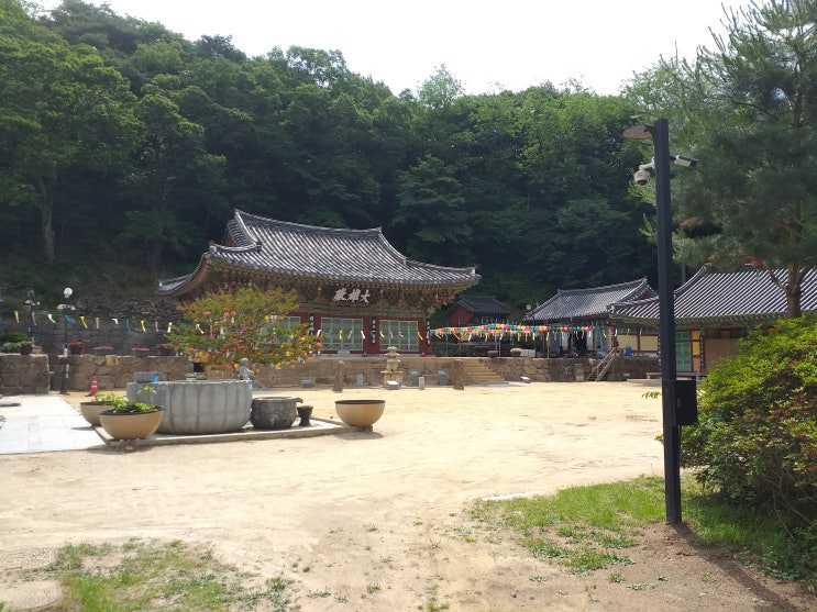  새롭게 단장한 고려시대 고찰.  안성 청룡사(靑龍寺)