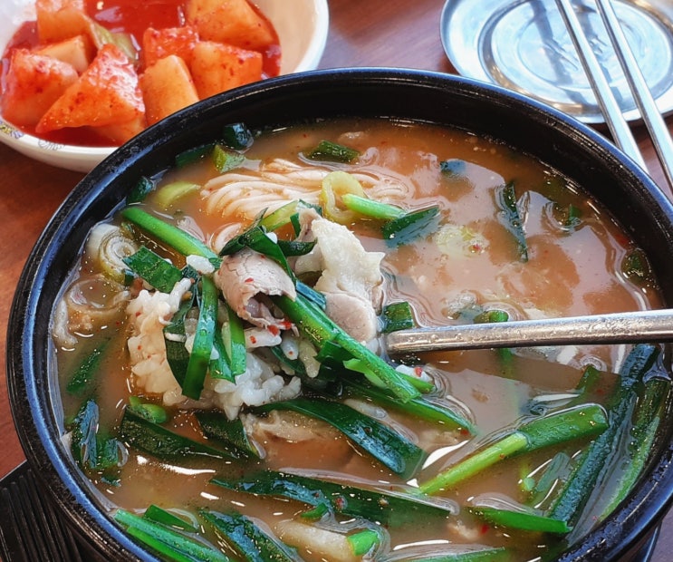  5월5일 어린이날 선물은 증산역 두미촌돼지국밥 먹고 어른이날 됐어요!