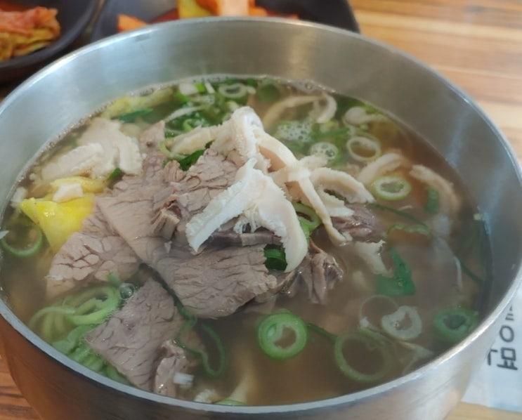  경복궁역 근처 맛집, 서촌맛집, 나주곰탕, 아이들 좋아하는 메뉴 곰탕과 홍어무침(메뉴판)