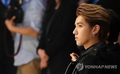 성폭력 혐의 前엑소 크리스, 中서 체포 10개월만에 재판 성폭력 혐의 前엑소 크리스, 中서 체포 10개월만에 재판