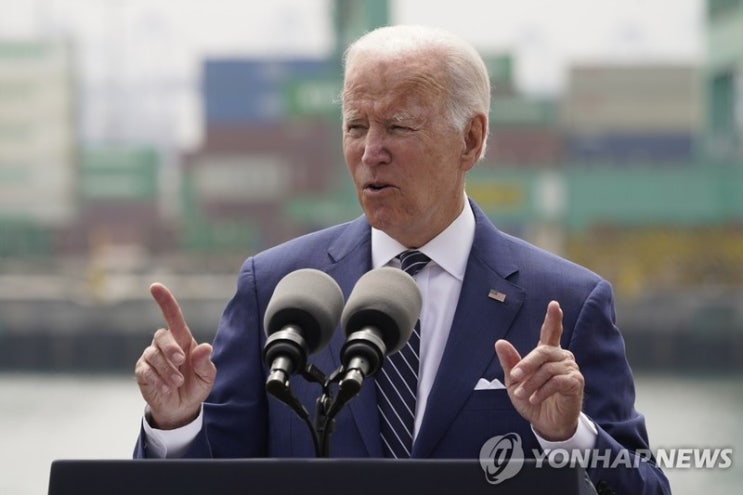 휘발윳값 연일 최고가 갱신...美 바이든, 석유회사 직격