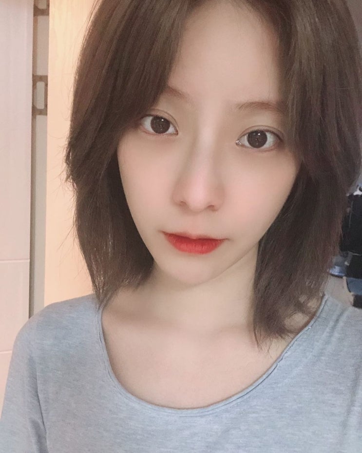 '일라 일라' 가수 주니엘, "이게 얼마 만이야" 단발머리의 귀여운 매력 전해...과거보다 약간 야윈듯 '일라 일라' 가수 주니엘, "이게 얼마 만이야" 단발머리의 귀여운 매력 전해...과거보다 약간 야윈듯