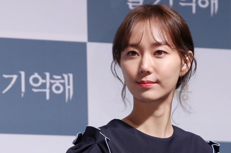 이유영 나이 배우 결혼 남자친구 김주혁 고향 가족 프로필 영화 드라마 이유영 나이 배우 결혼 남자친구 김주혁 고향 가족 프로필 영화 드라마
