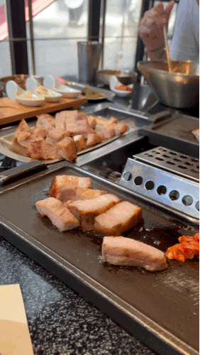  강남역 흑돼지 대통령 칼국수 대통령에서 인생 막국수를 먹다