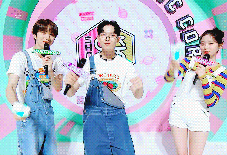 김재환 '음악중심' 스페셜 MC 와 달팽이 라이브 무대 영상 220611