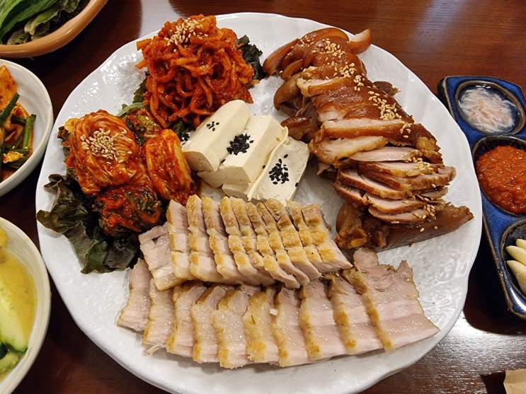  부산 하단 족발맛집 "만족" 하단역 근처 야들야들 족발, 보쌈 맛집 추천해요!