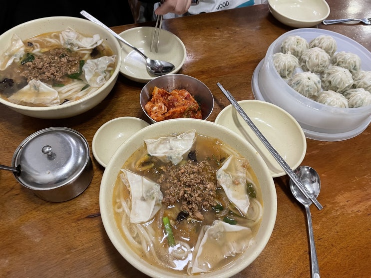 칼국수와 만두가 여전히 맛있는 명동교자 본점, 분점 방문기