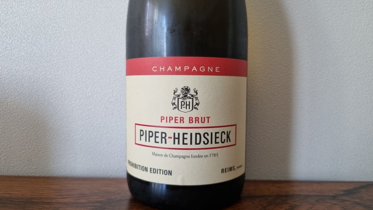  Piper-Heidsieck Piper Brut Prohibition Edition, NV