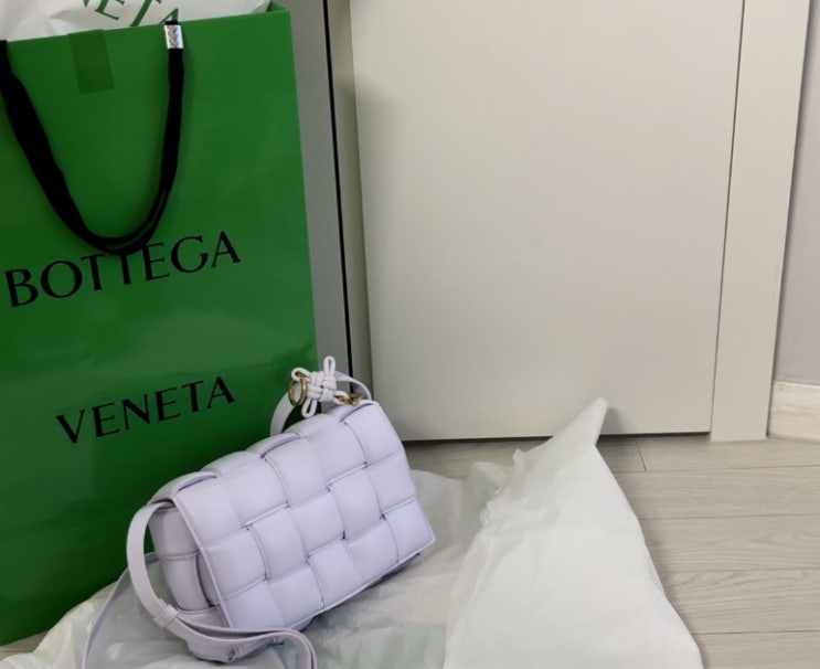 [BOTTEGA VENETA] 보테가베네타 패딩카세트백 구매후기