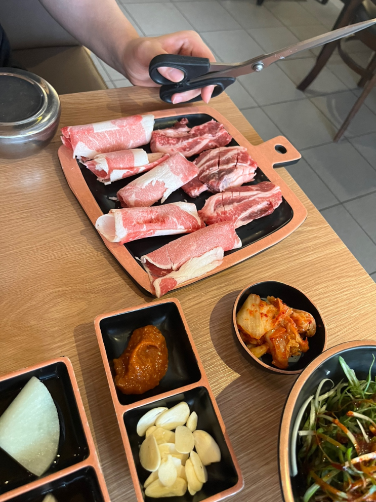  대화역이차돌 / 주말에는 차돌박이지 ~~ 남친과 함께 !
