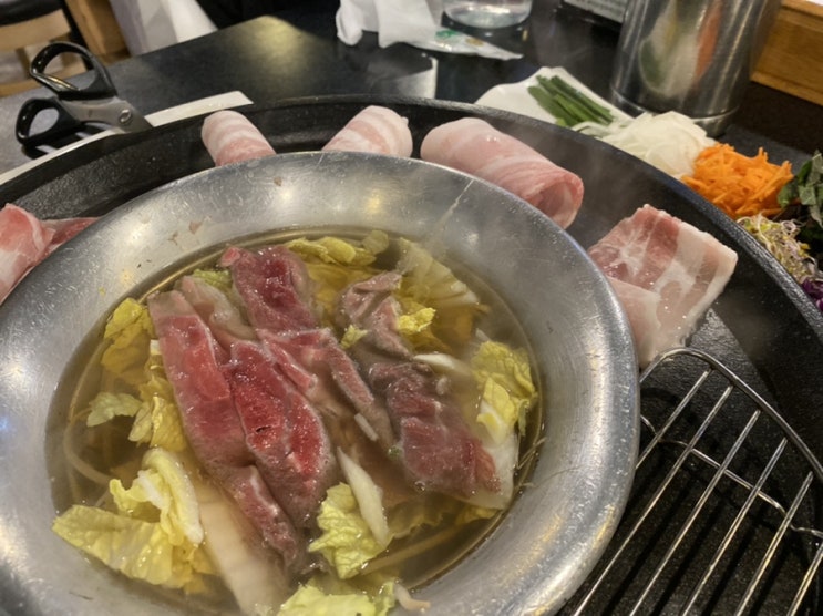 강남역 샤브샤브 고기 무한리필 맛집 삼겹살도 구워먹는 샤브쌈주머니 서울강남점