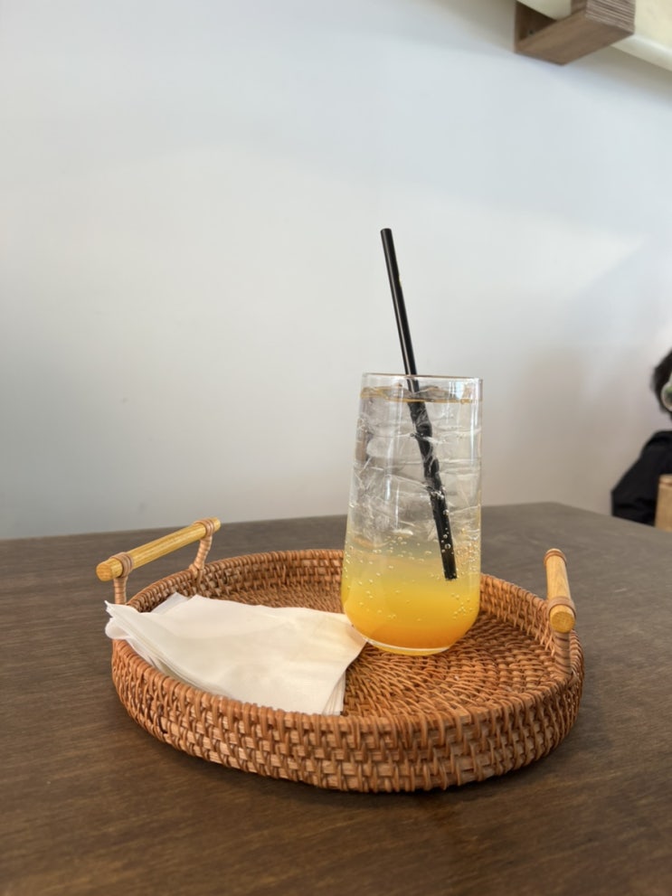 부평구청 청리단길 카페 노드로드(NODE ROAD), 빈티지가 주는 편안함