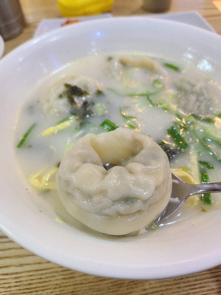  [합정메세나맛집] 방스만두 사골만둣국, 냉반반면 후기