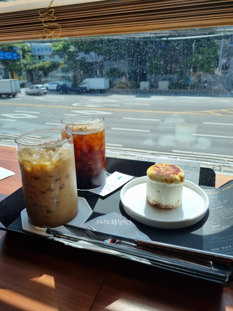  [부산카페] 디저트가 맛있는 전포동 카페 "바첼슈타트미테"