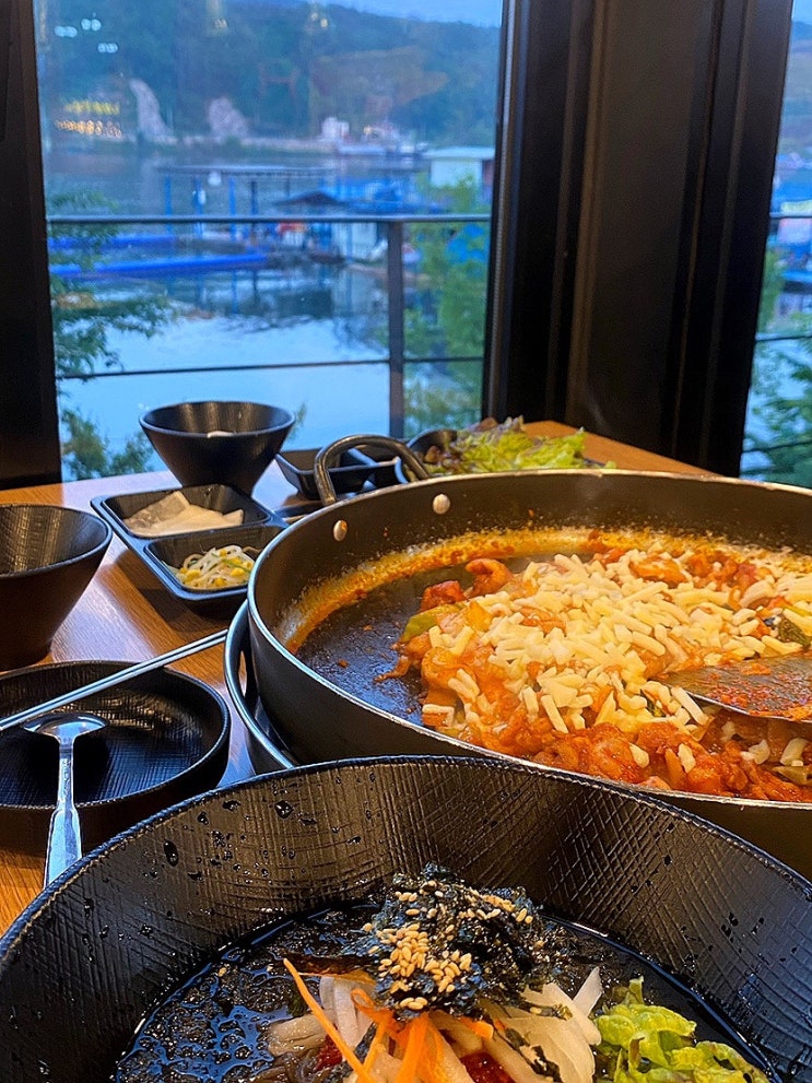  남이섬맛집 가평닭갈비 막국수가 맛있는 북한강뷰 미스터닭갈비