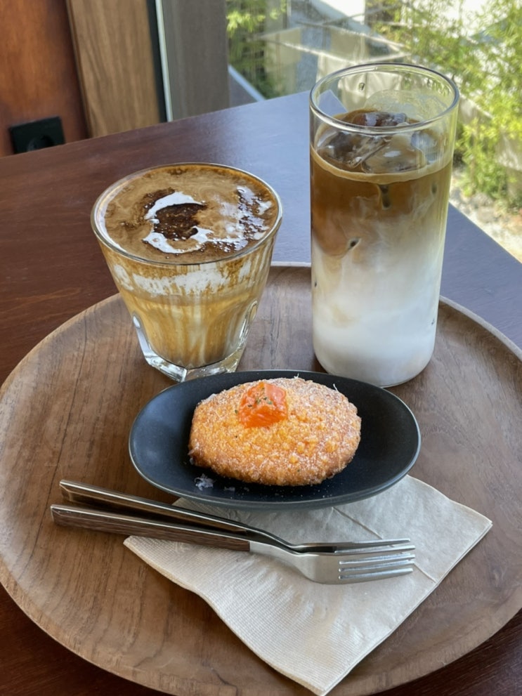  [강릉 카페] 여전히 핫한 원조 흑임자라떼 맛집! 툇마루 추천 후기(주차, 메뉴, 웨이팅)